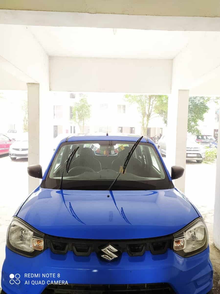 Graduate Boy Car wash